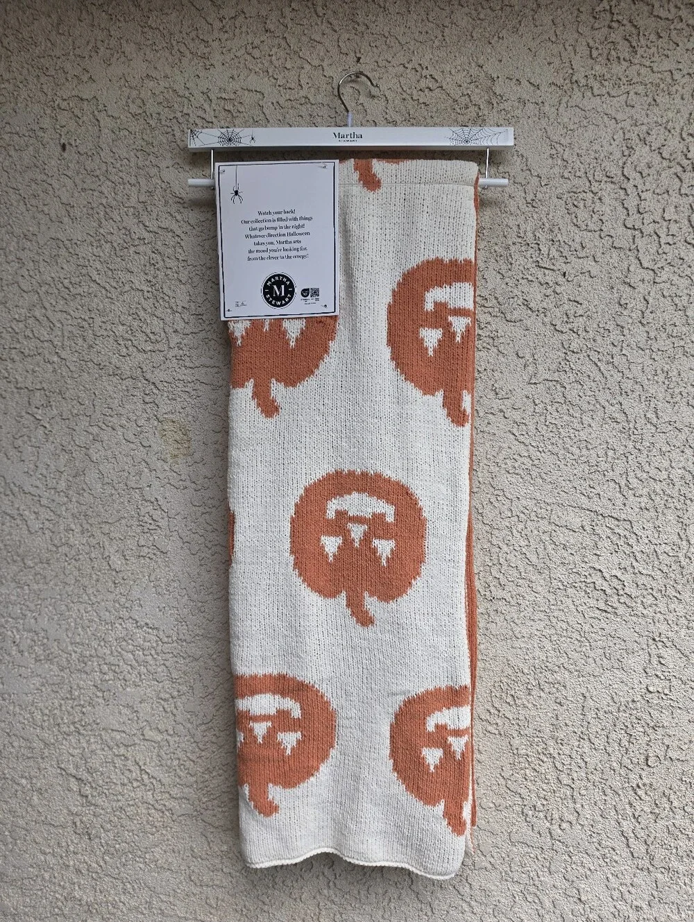 Martha Stewart Jack-o'-Lantern Knit Decorative Throw - Orange on Cream NWT